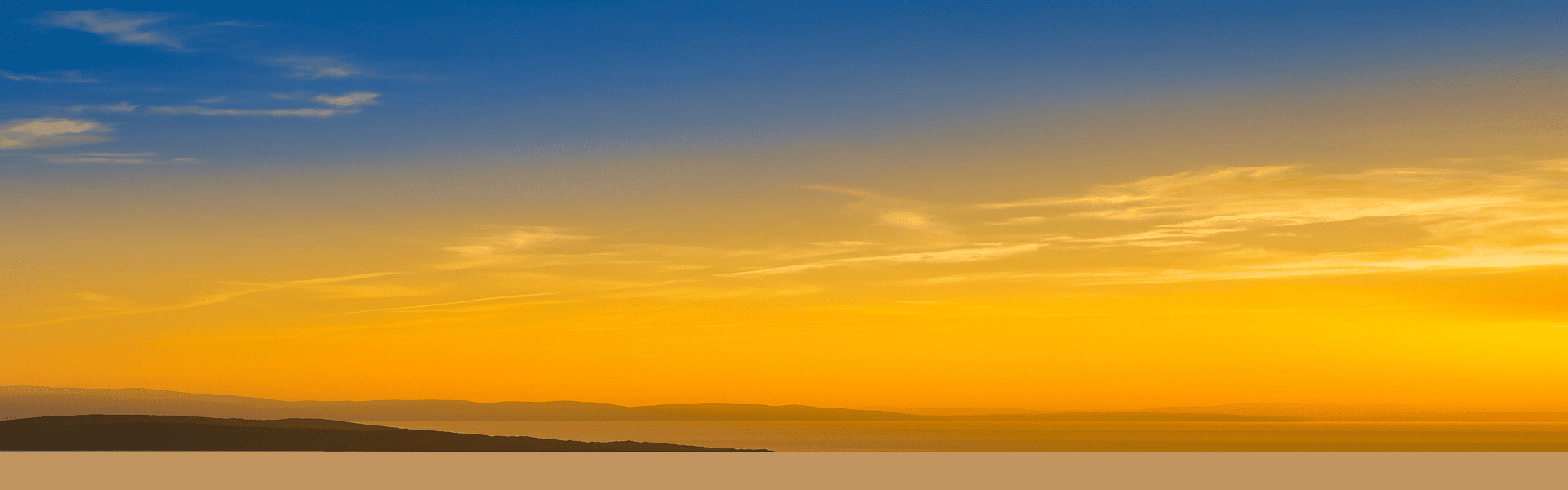 しっぽの森リゾート淡路島 秋の夕景